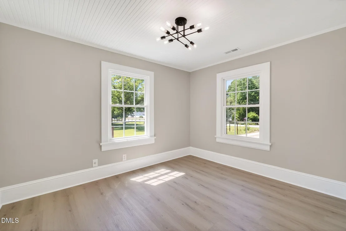 Photo of 5887 Main Street