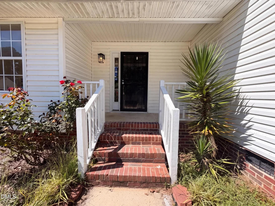 Photo of 301 Hocutt Drive
