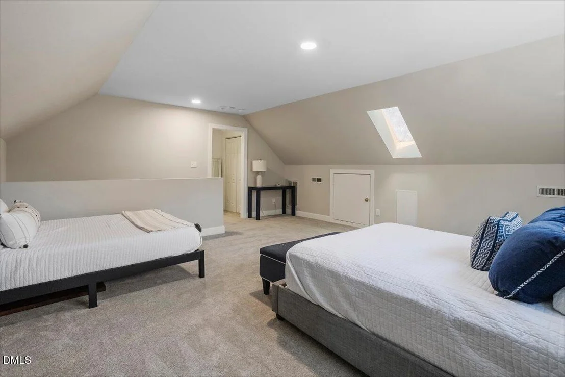 Photo of 101 Colburn Point