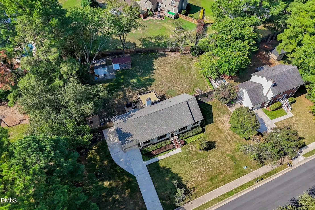 Photo of 103 Pinewood Drive
