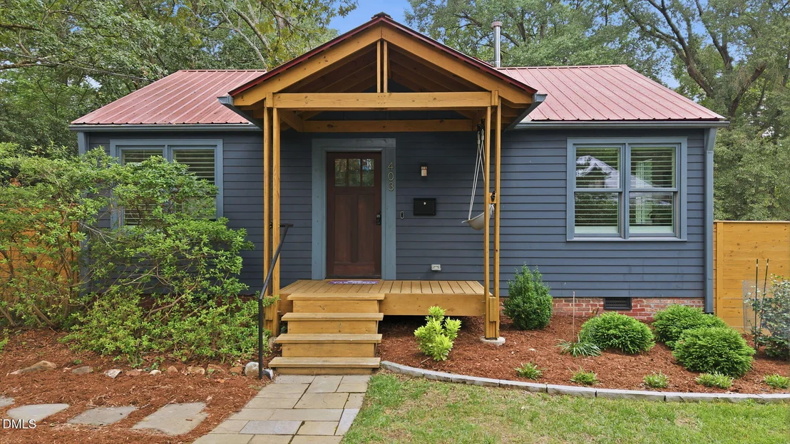 Photo of 403 Oak Avenue