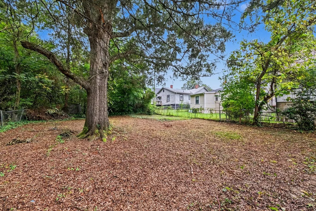 Photo of 415 N Guthrie Avenue