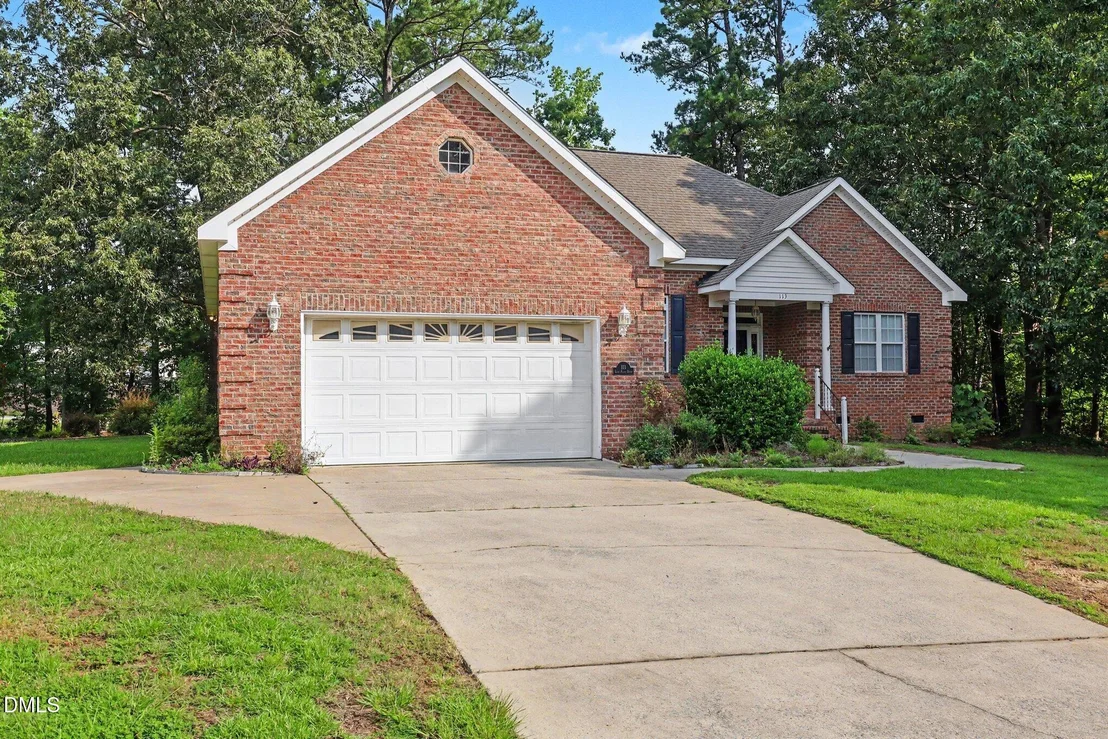 Photo of 113 Lake Point Drive