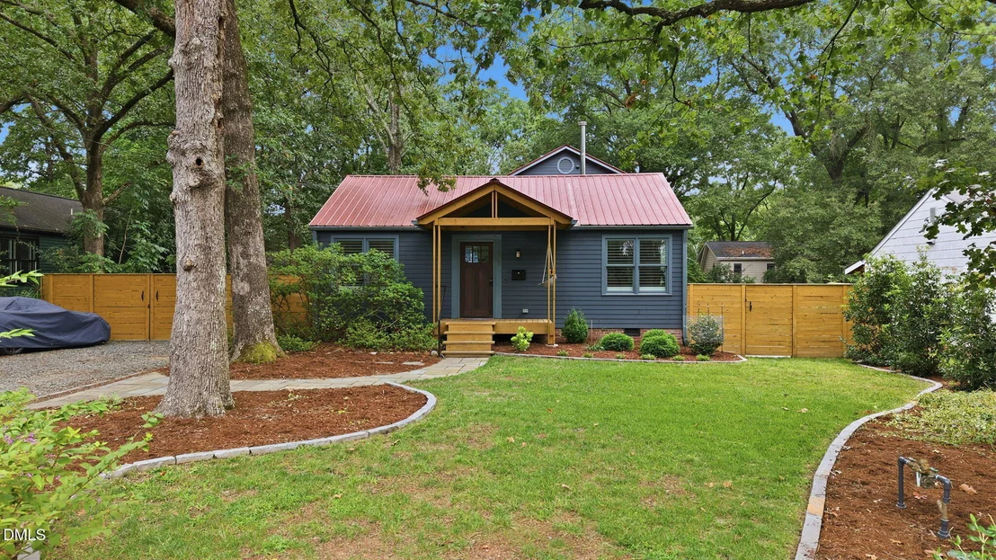 Photo of 403 Oak Avenue