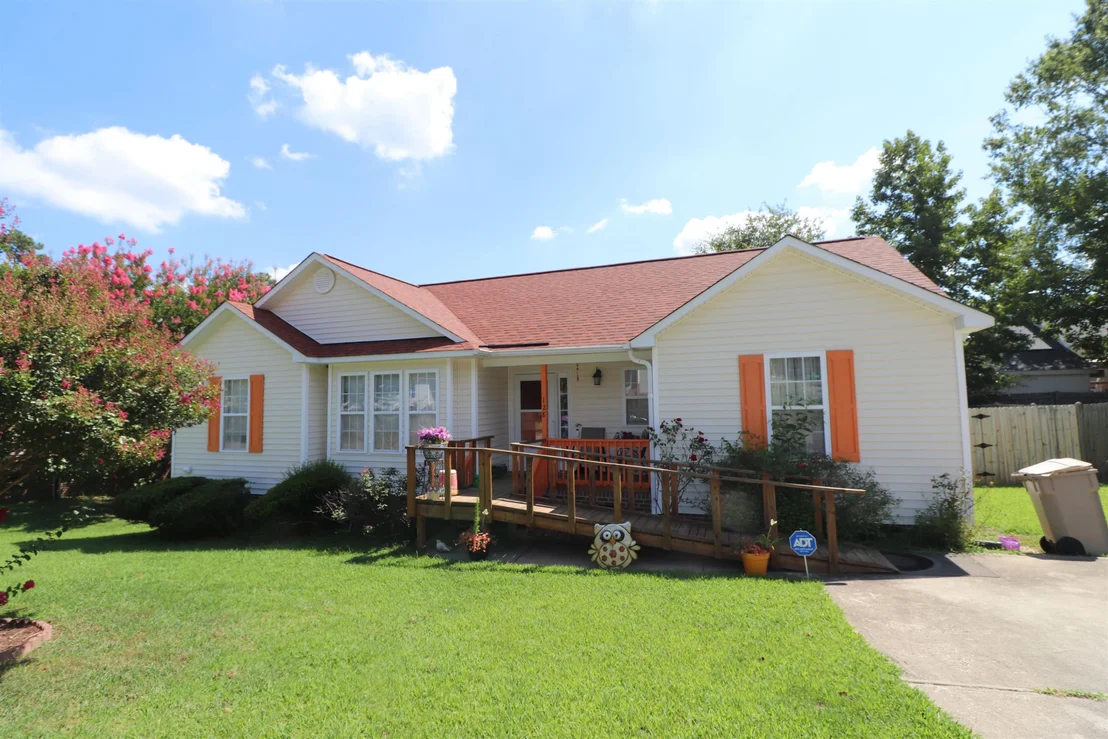 Photo of 128 Grassy Rio Lane