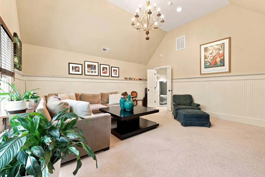 Photo of 153 Edgewood Drive