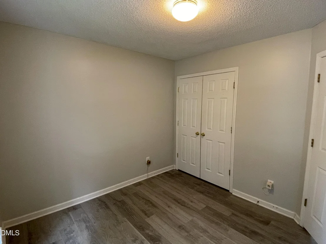 Photo of 1008 Laurel Leaf