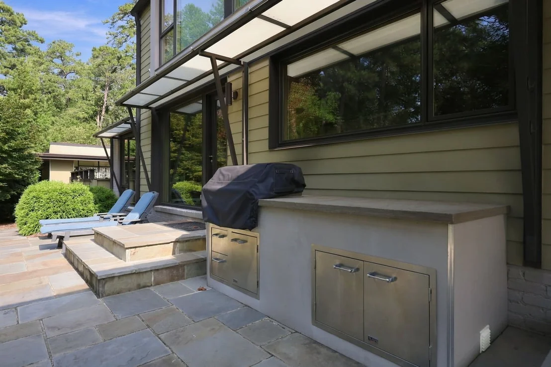 Photo of 3007 Surrey Road