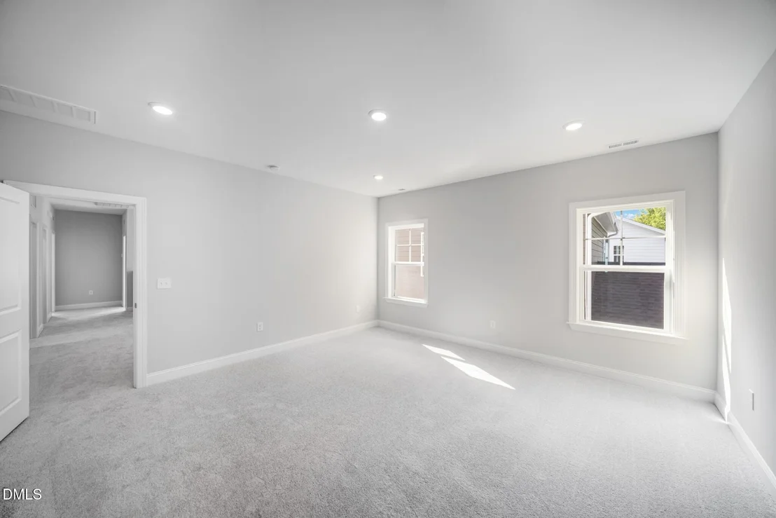 Photo of 129 Fablewood Trail
