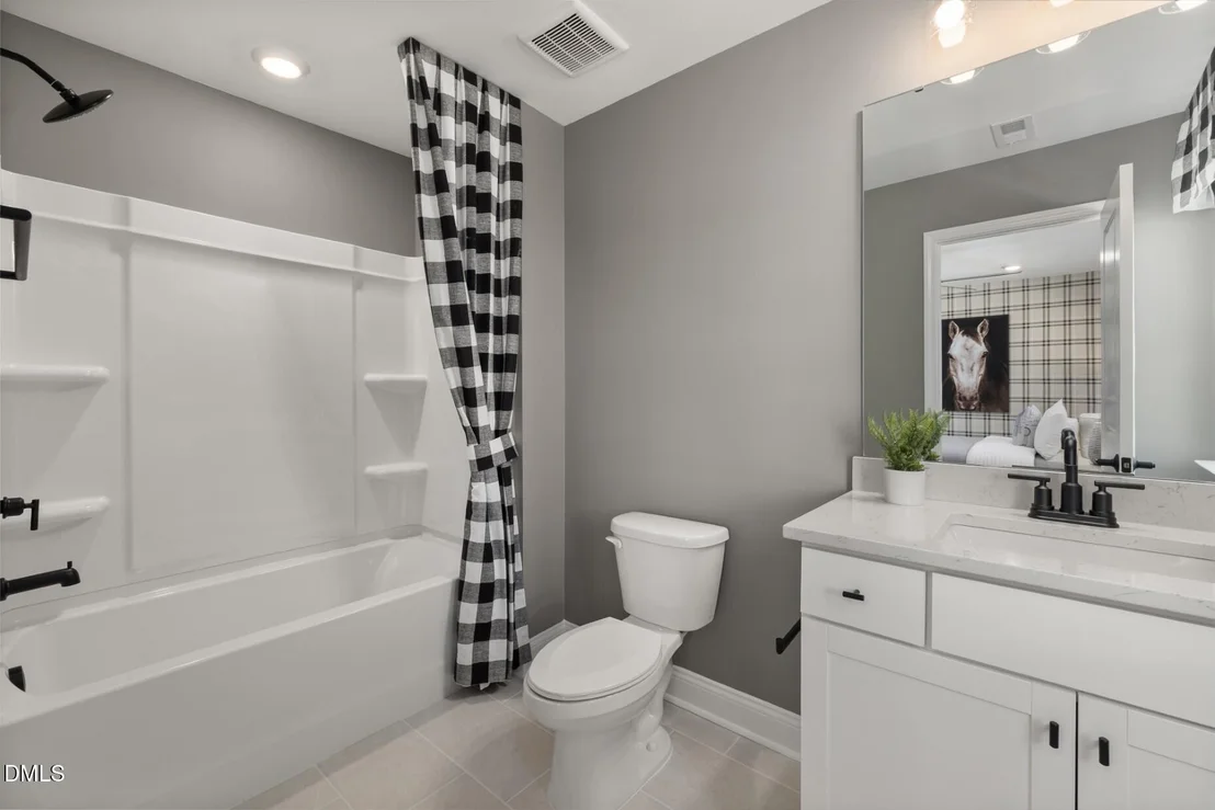 Photo of 3105 Warhorse Road