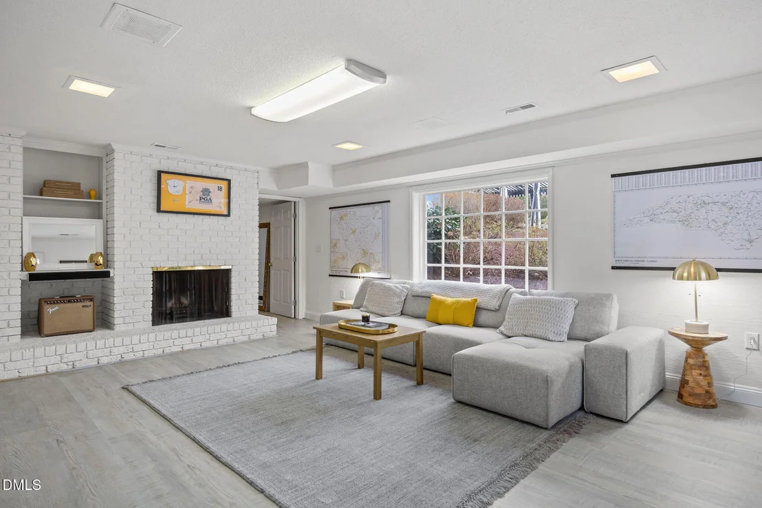 Photo of 3712 Darwin Road