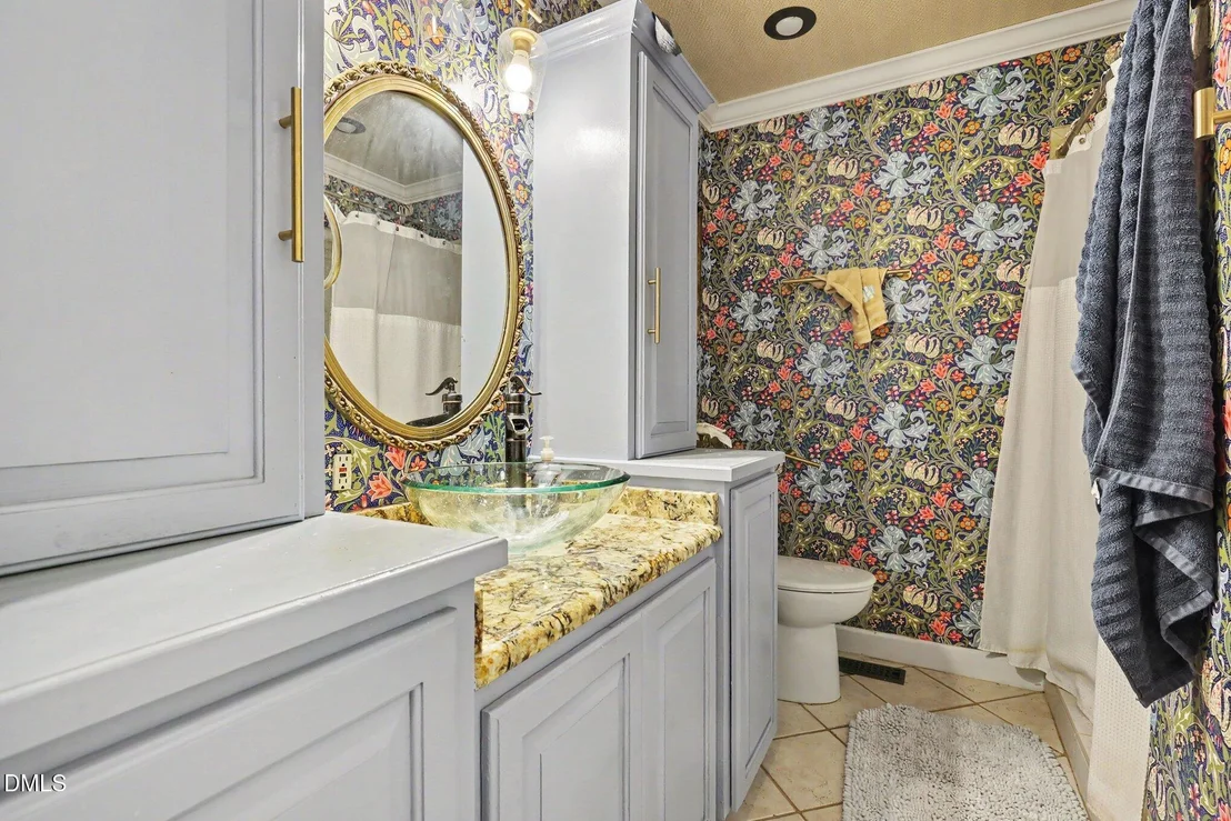 Photo of 4105 Yadkin Drive