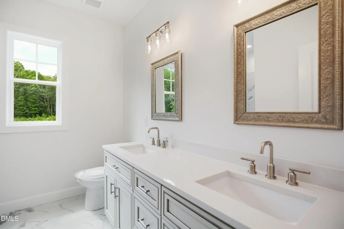 Photo of 432 Cardinal Crest Lane