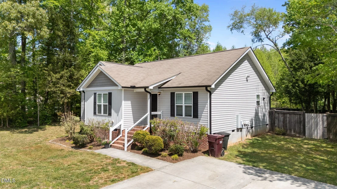 Photo of 512 Bragg Lane