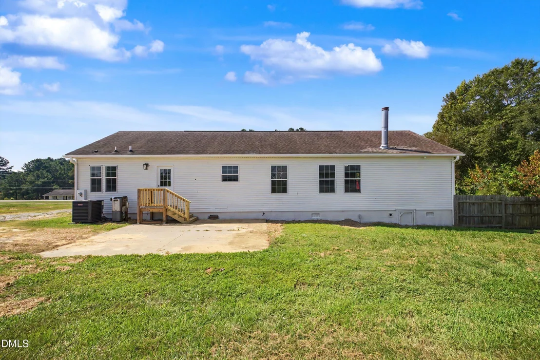 Photo of 6300 Benson Hardee Road