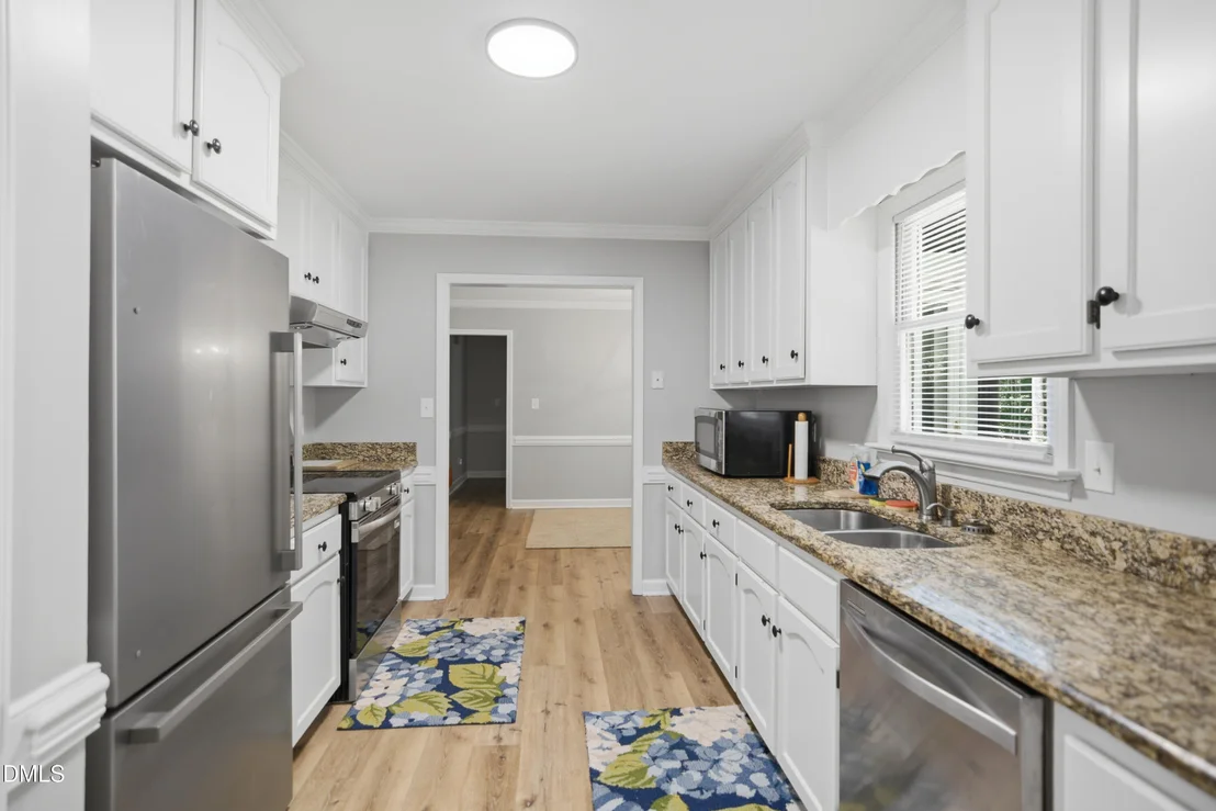 Photo of 6016 Hampton Ridge Road