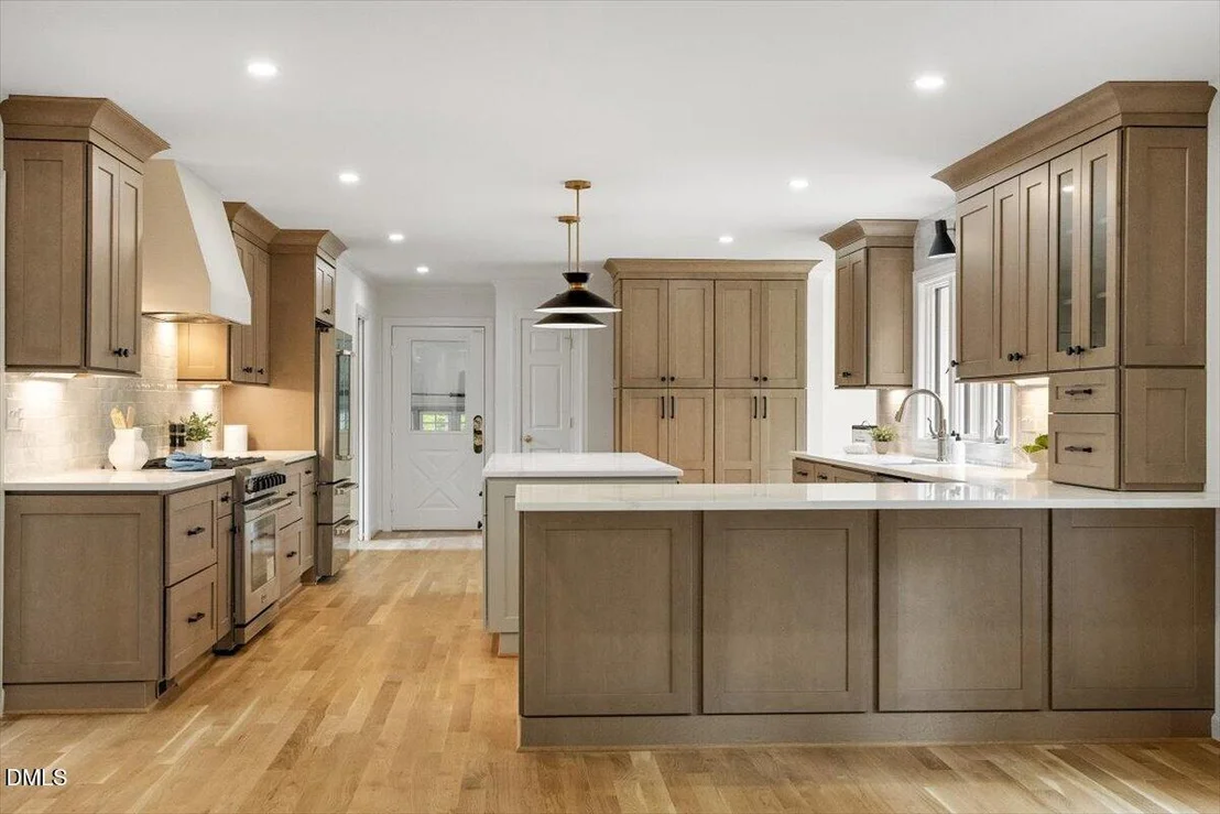 Photo of 1023 Cleland Drive
