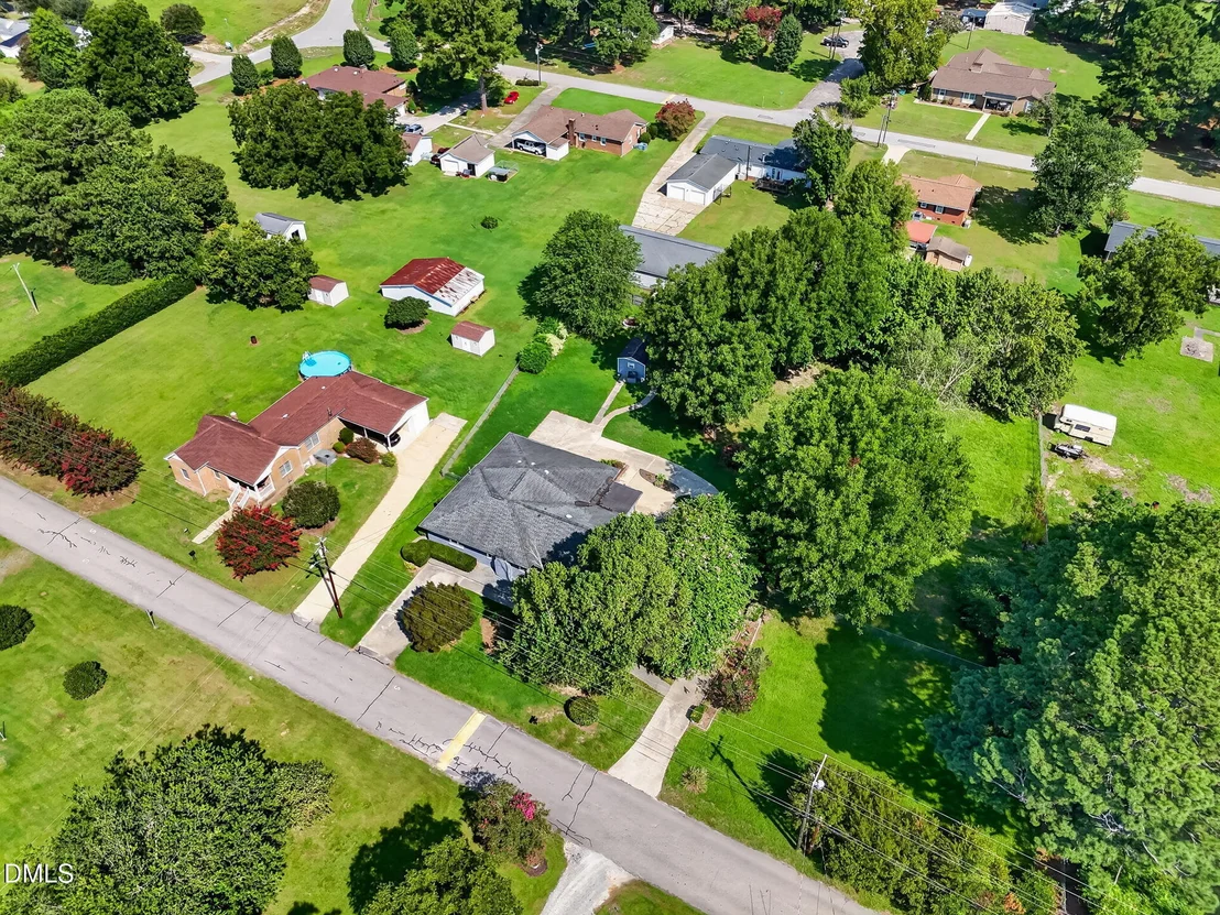 Photo of 6145 Front Street