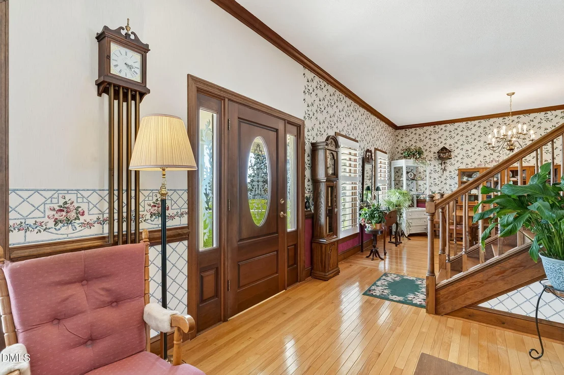 Photo of 1190 Sanders Road