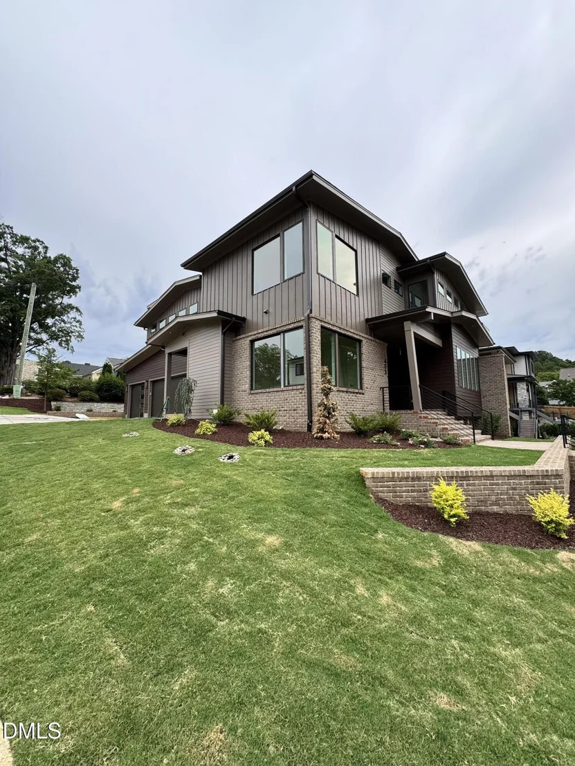 Photo of 403 Waldo Street