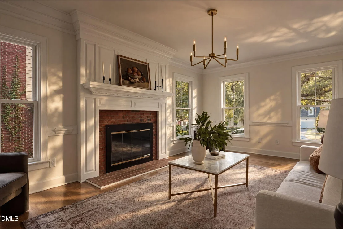 Photo of 1825 Thorpshire Drive