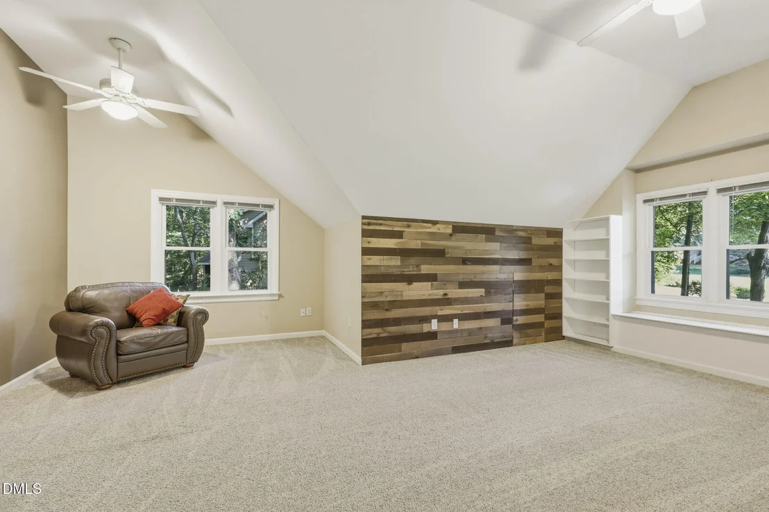Photo of 1237 Hillingdon Way
