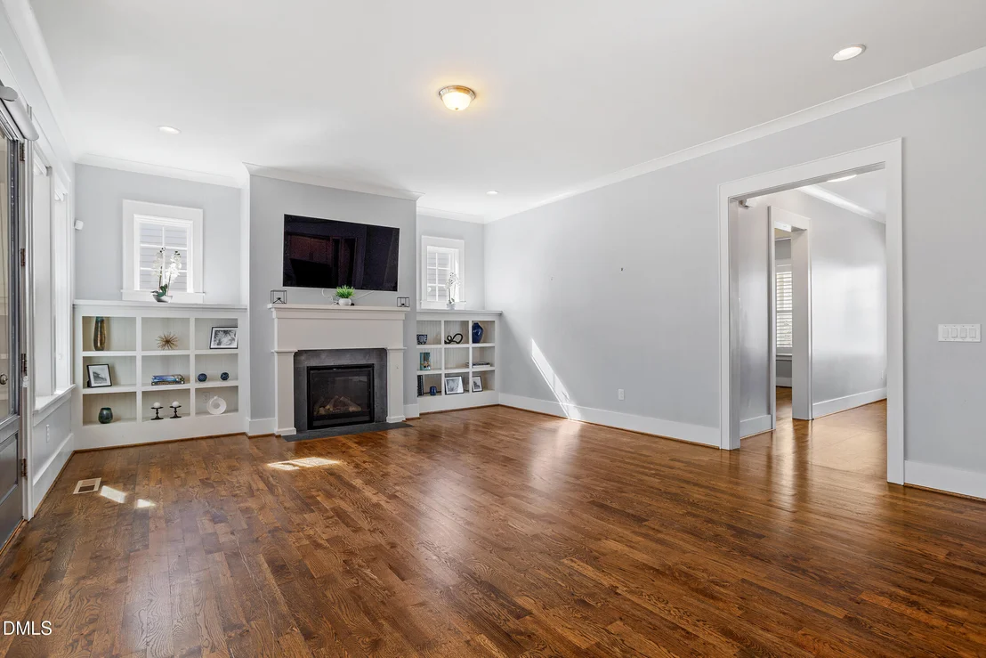 Photo of 123 Larkin Lane
