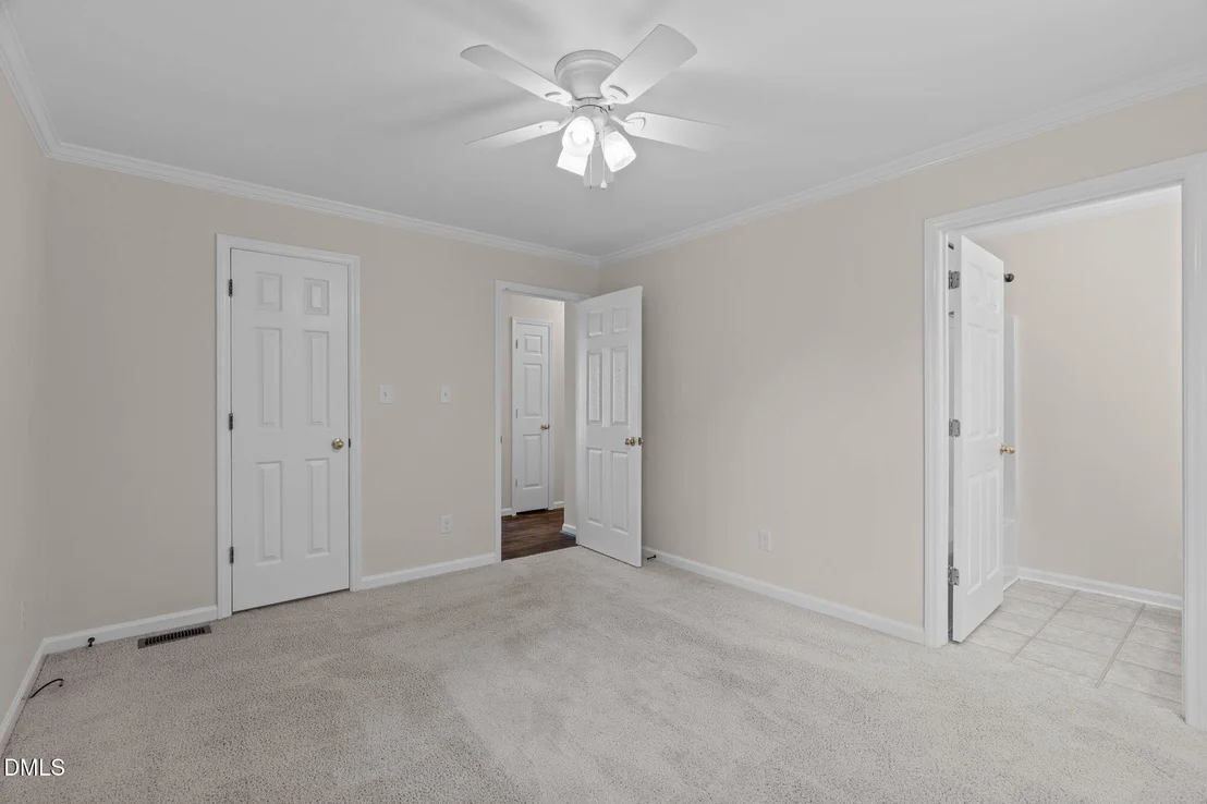 Photo of 8109 Round Oak Road