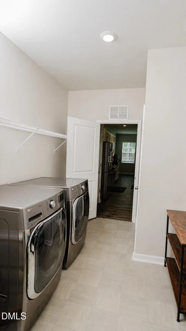 Photo of 222 Lothian
