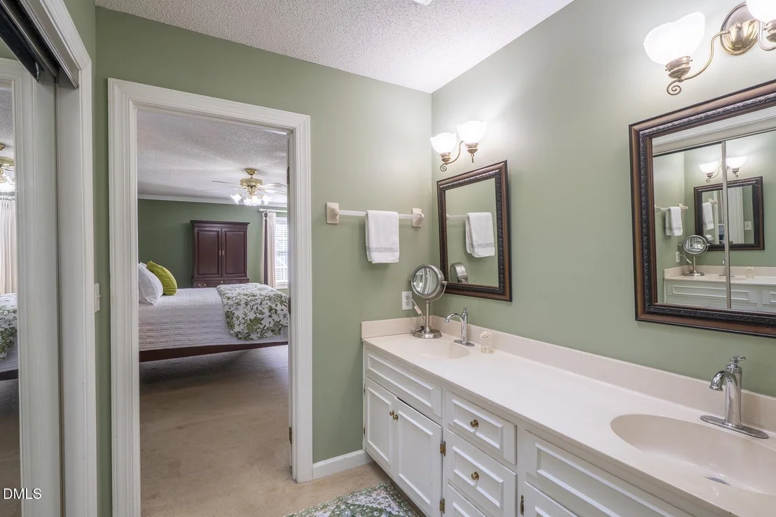 Photo of 708 Flagstone Way