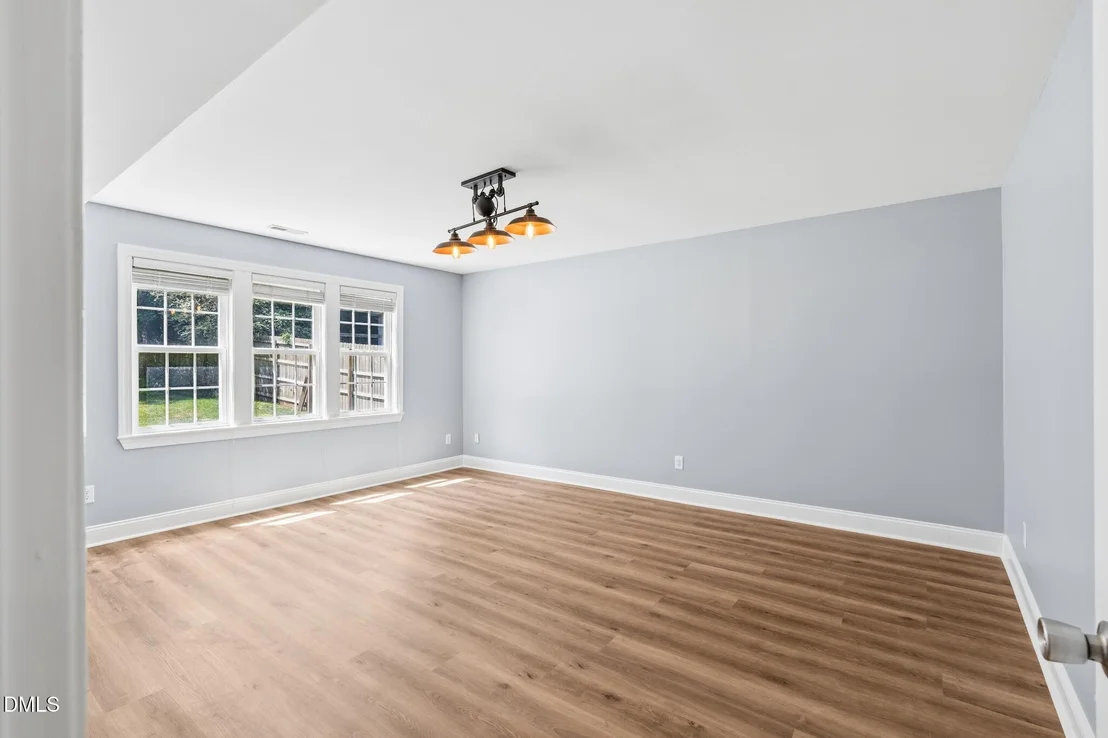 Photo of 2103 W Marilyn Circle