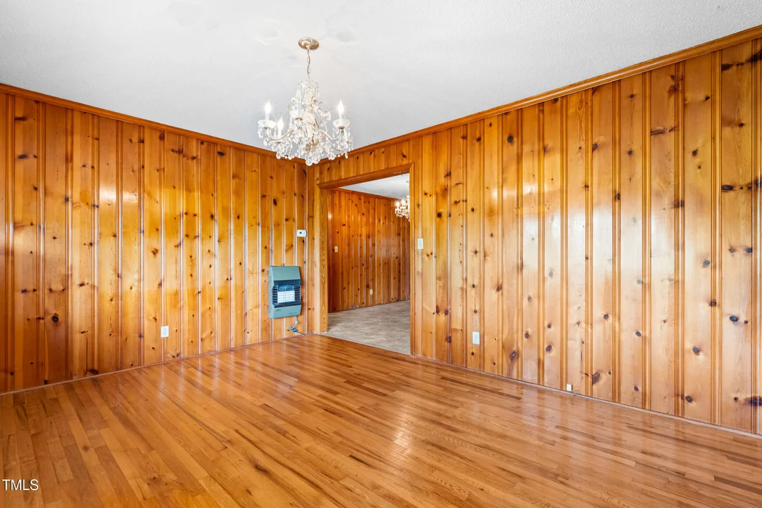 Photo of 207 Wendell Road