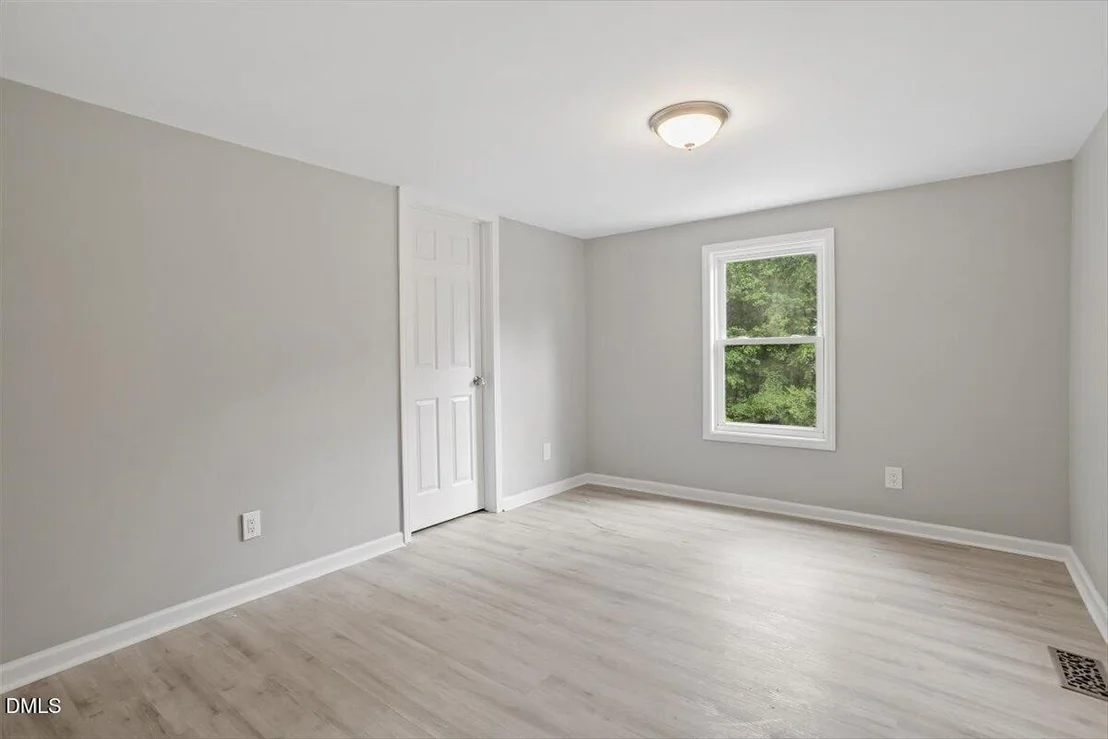 Photo of 581 Ed Thomas Road