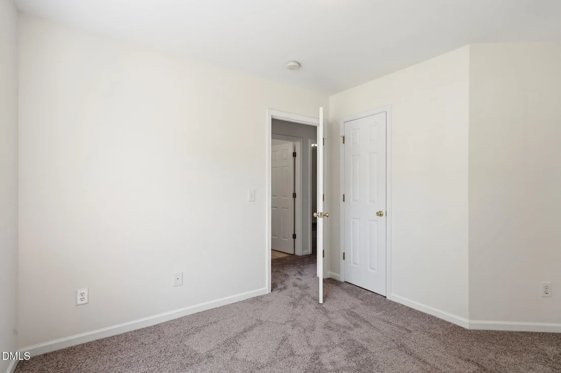 Photo of 514 Walnut Crossing Drive