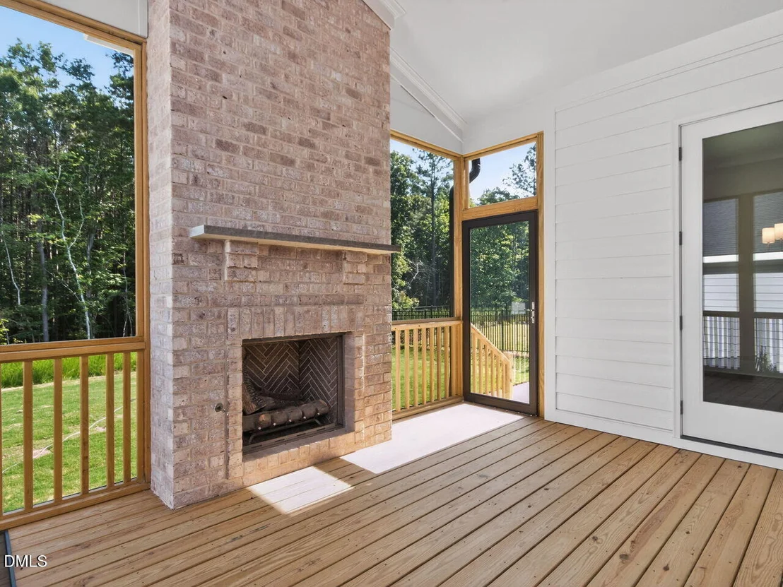 Photo of 1528 Level Stream Road