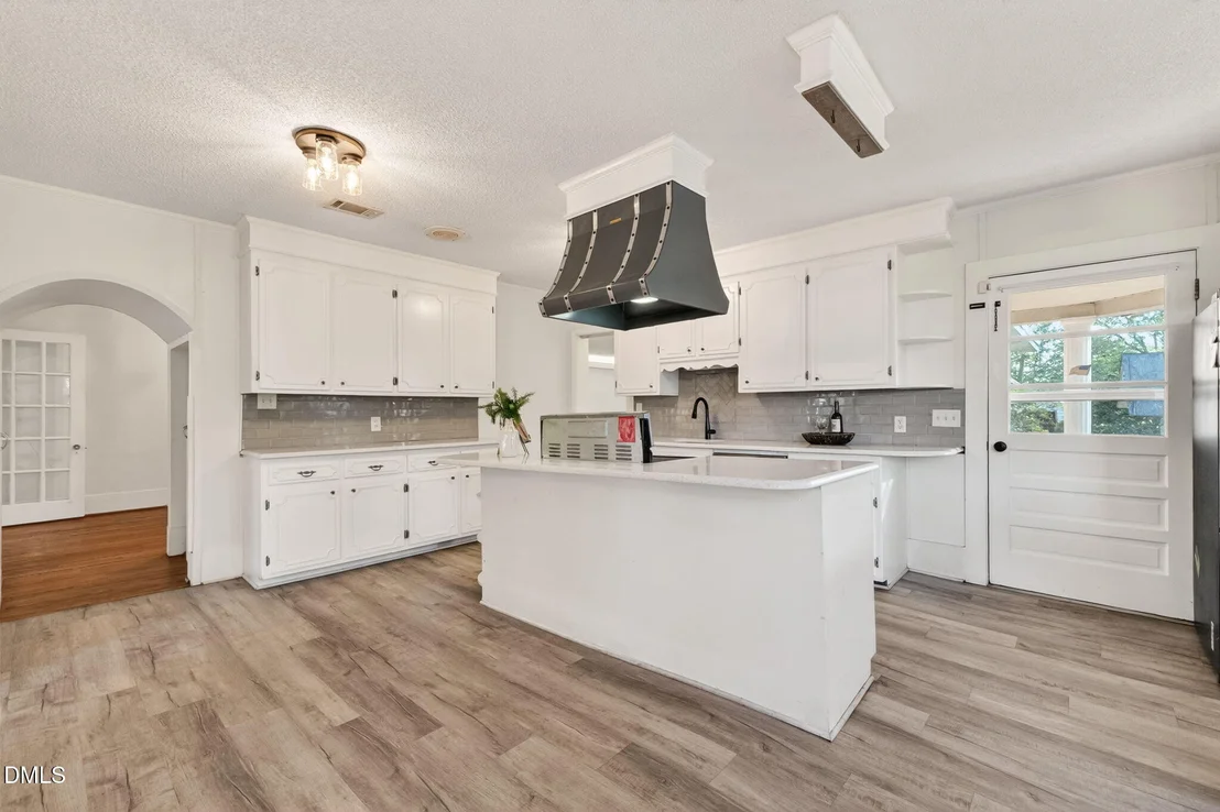 Photo of 207 W 3rd Street