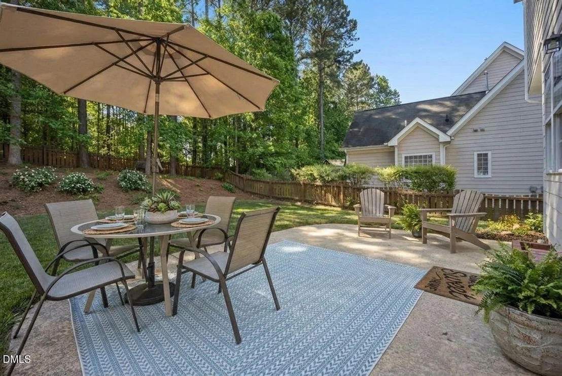 Photo of 809 Town Side Drive