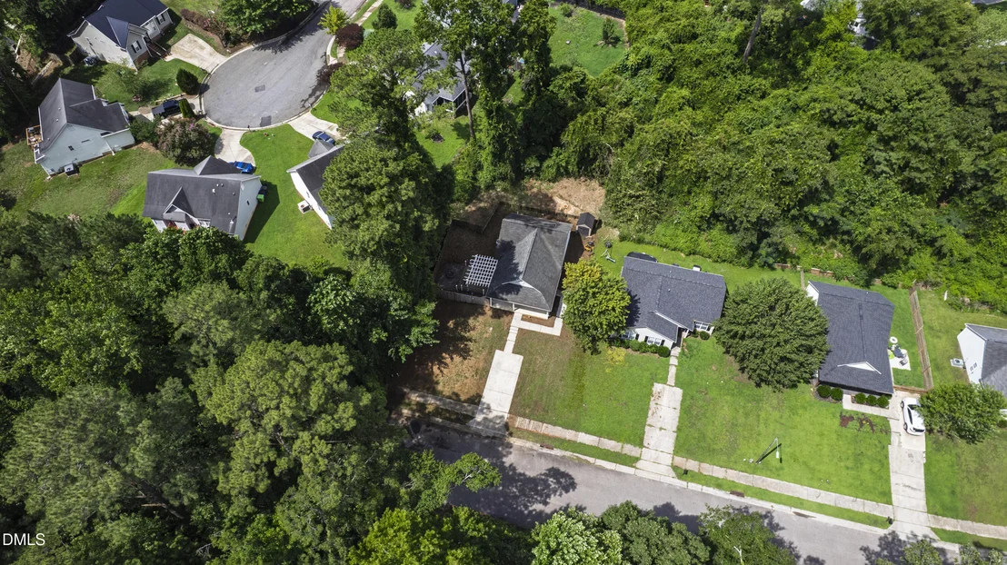 Photo of 1341 Crabtree Boulevard