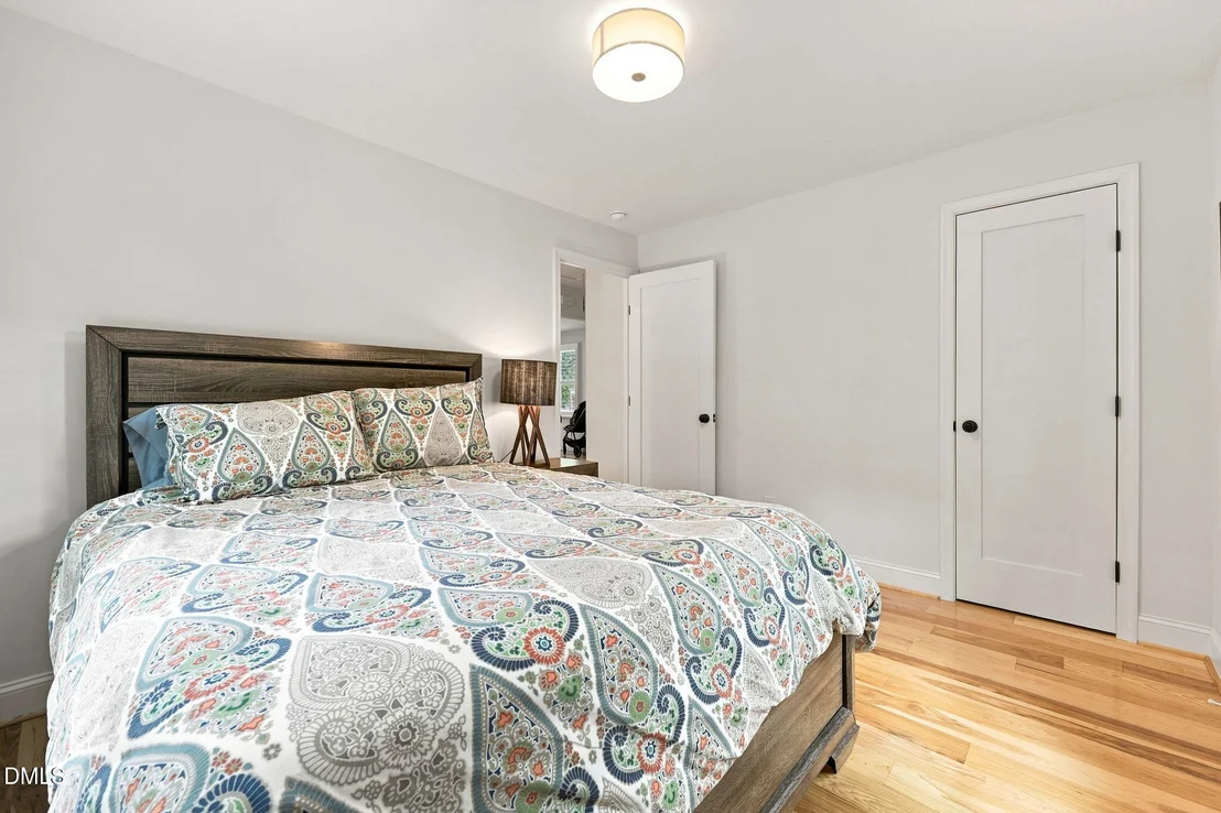 Photo of 403 Oak Avenue