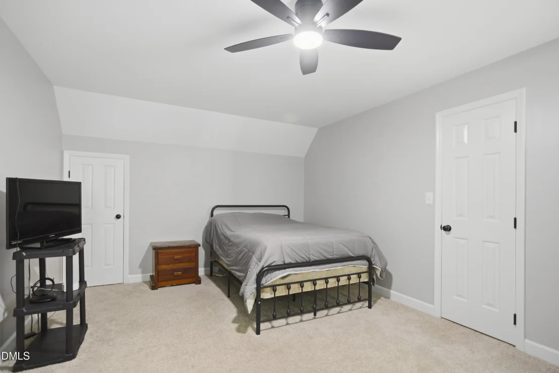 Photo of 6016 Hampton Ridge Road