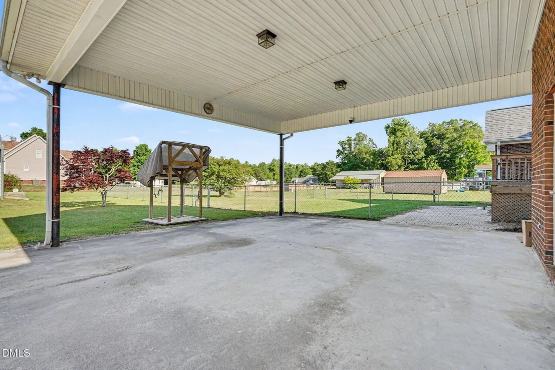 Photo of 1025 Long Branch Road