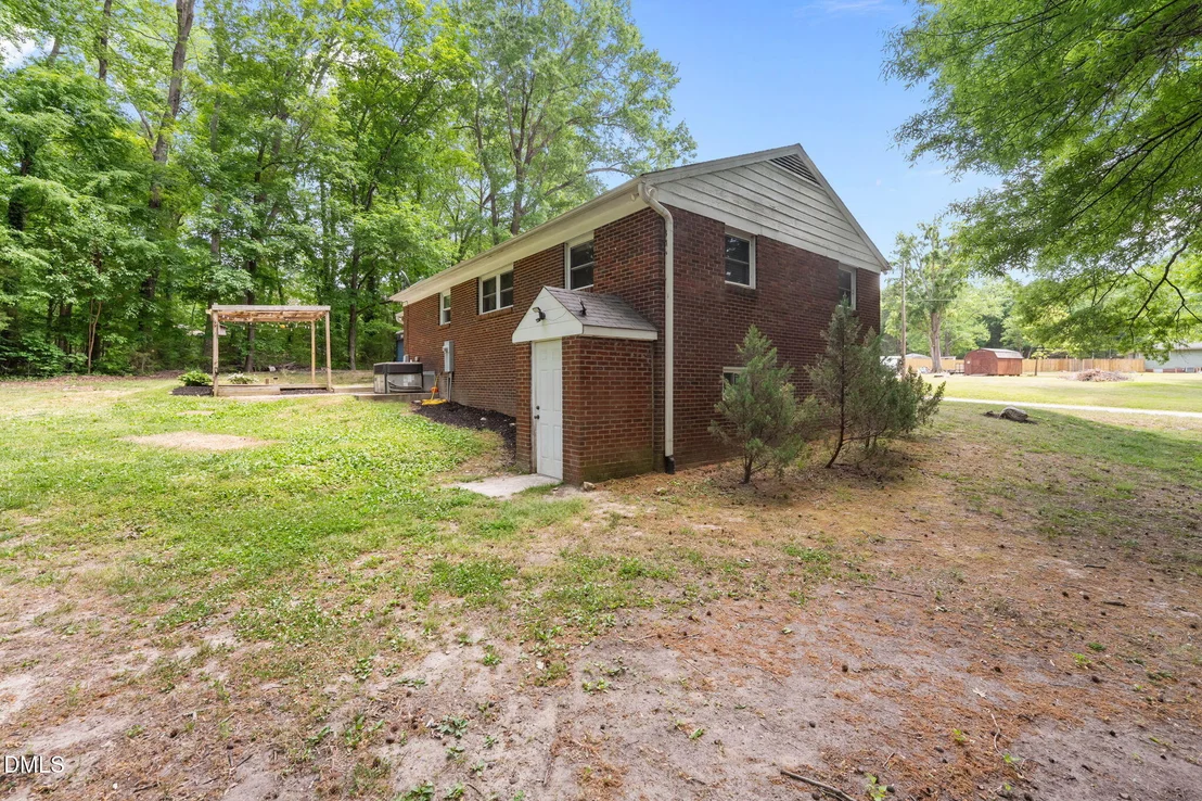 Photo of 1867 Gerringer Road