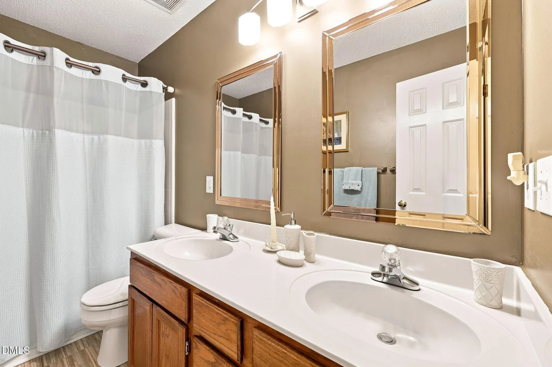 Photo of 102 Robert Hunt Drive