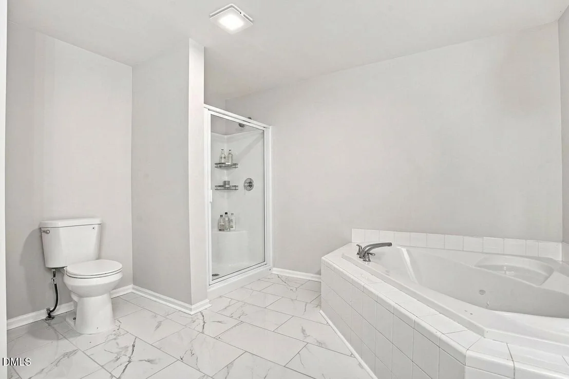 Photo of 224 Lyons Road