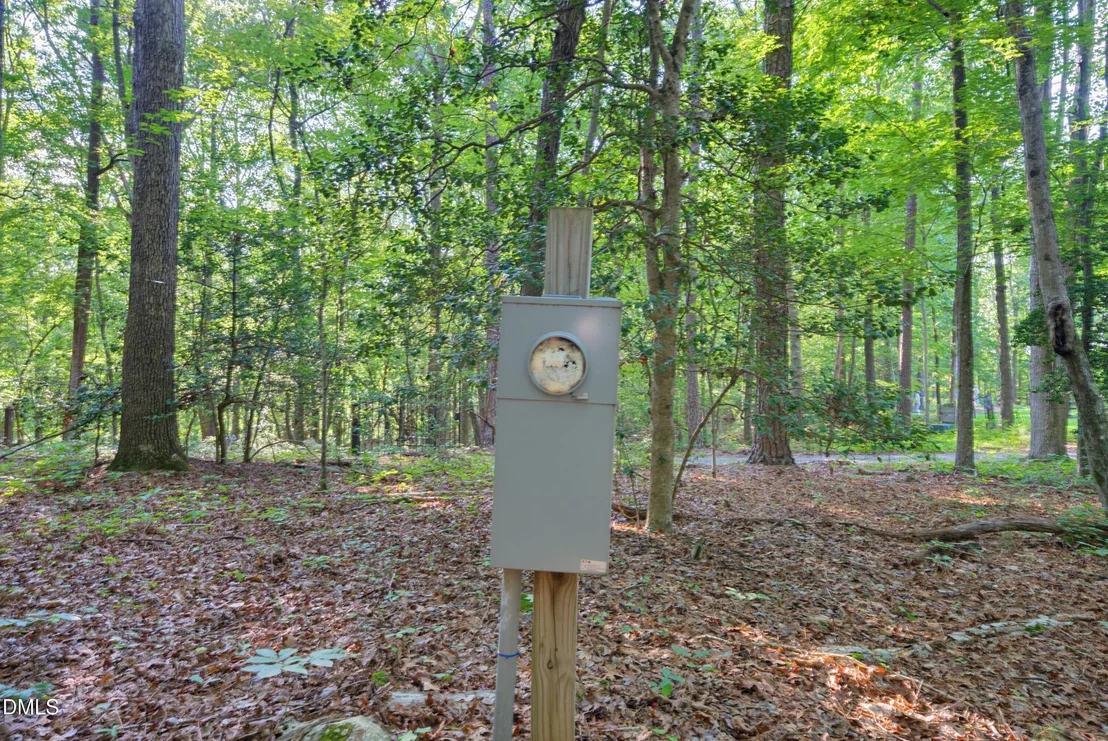 Photo of 100 Sloping Pond Road