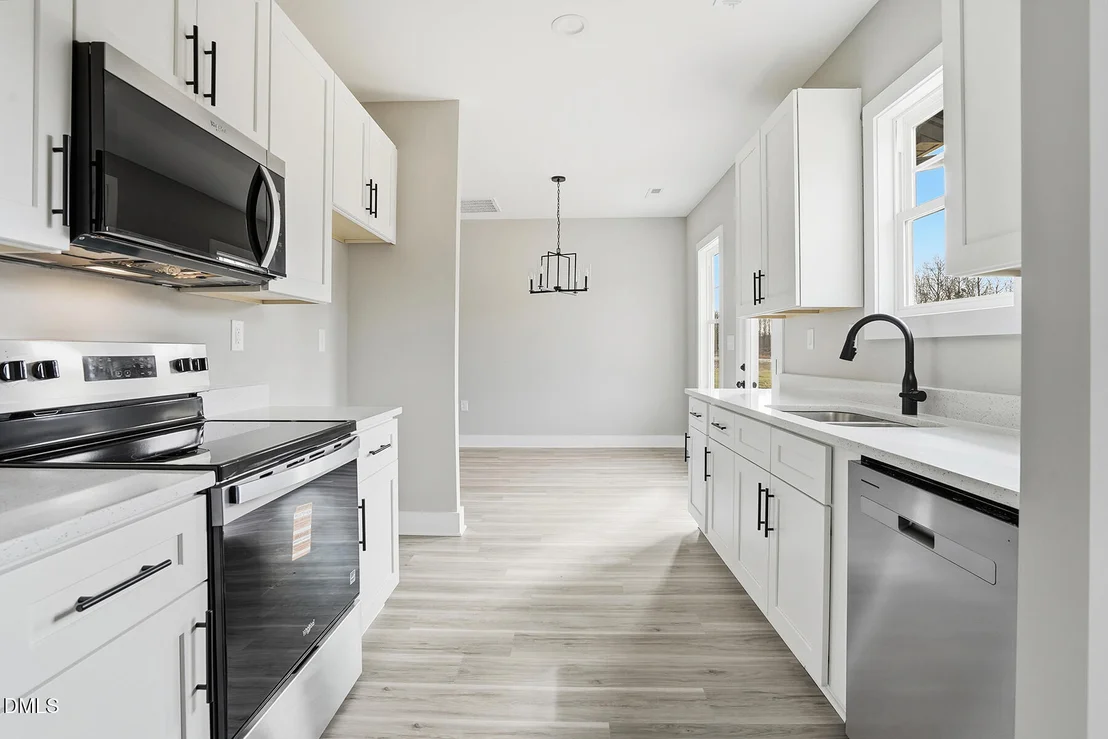 Photo of 1126 Aquilla Road