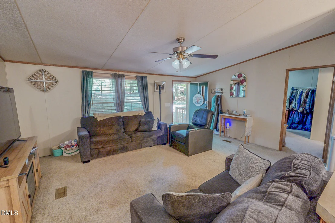 Photo of 132 Riverbend Way