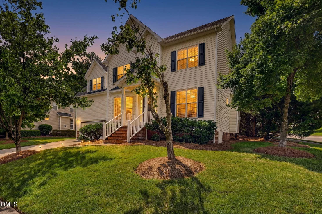 Photo of 802 Fanning Way