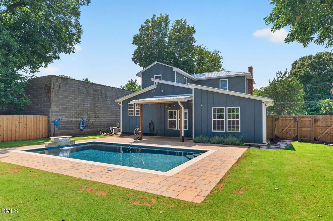 Photo of 309 N Maple Street