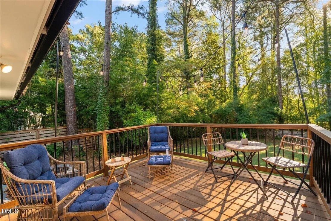 Photo of 2946 Glenridge Drive